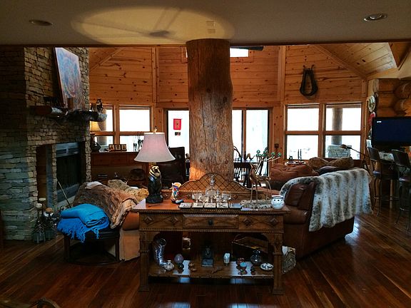 2nd image of 42 Westward Way
