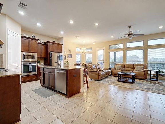 4th image of 12809 Black Hills Dr