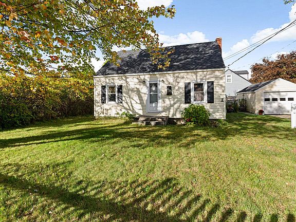 2nd image of 416 Porters Point Road