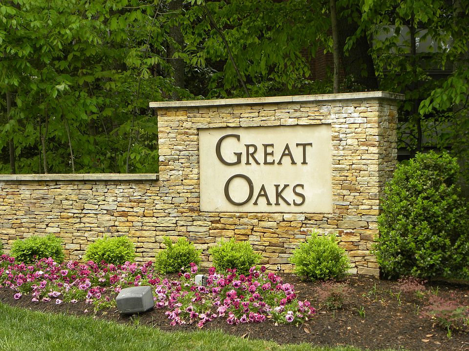 2nd image of 3706 Oak Hill Way