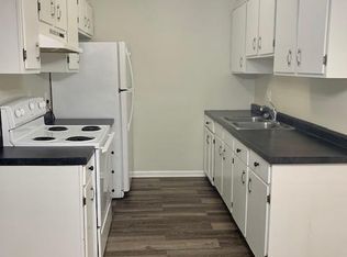 3701 James St APT 1A, McHenry, IL 60050
