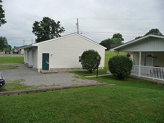 3rd image of 107 Franklin Dr