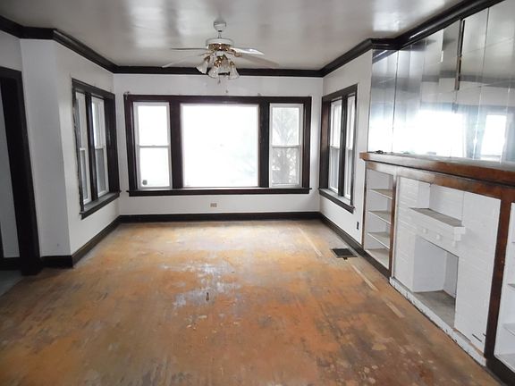 4th image of 8432 S Ada St