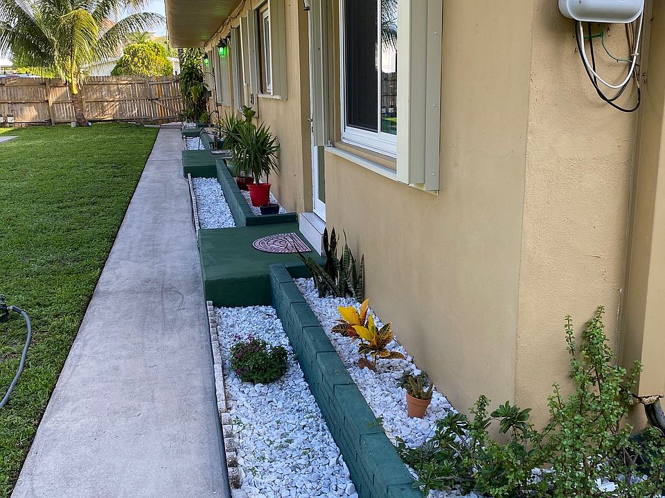 1st image of 2149 SW 47th St #2