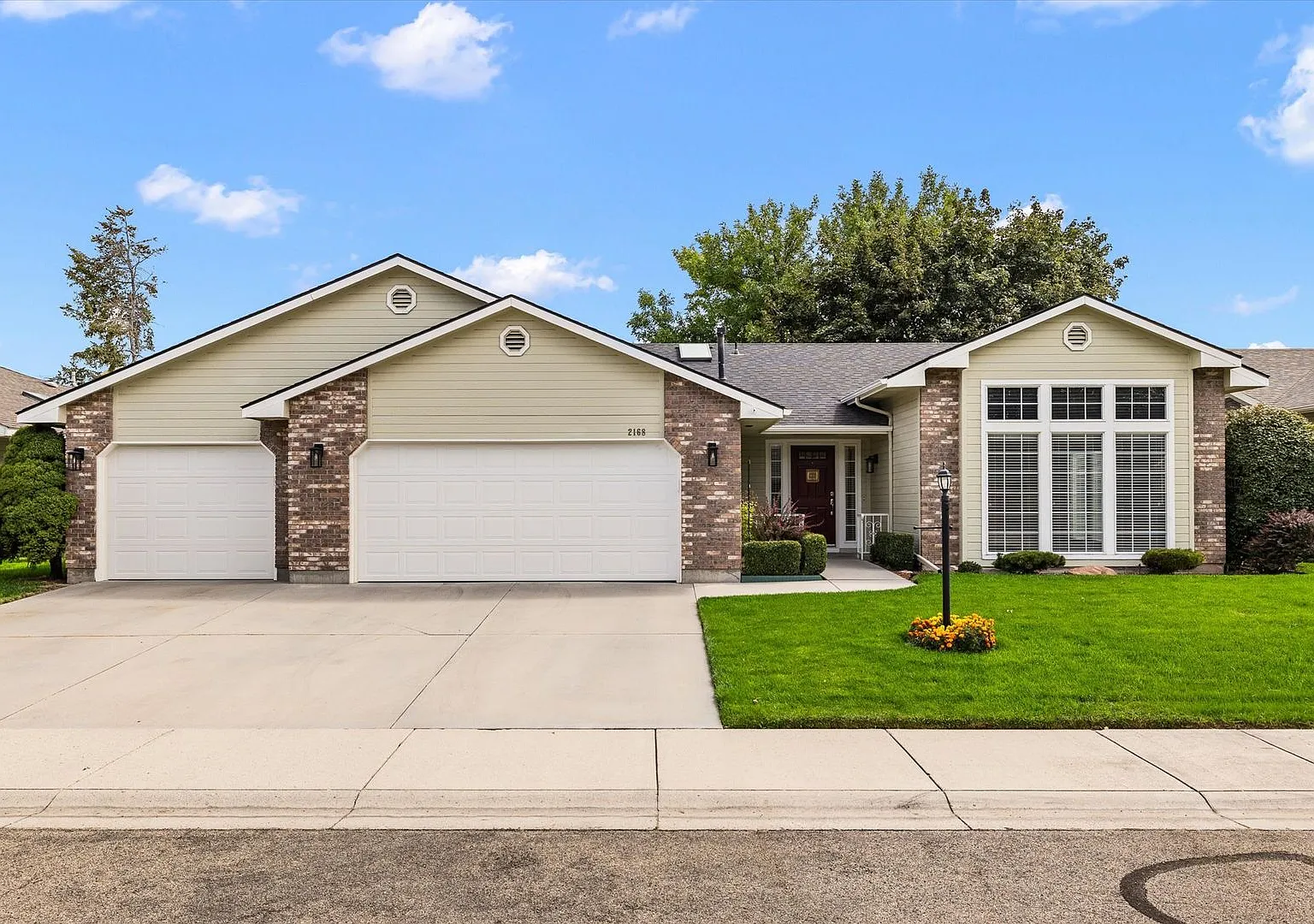 Spacious 3-Bedroom Meridian Home with Two Living Areas & EV Charging — Photo 1