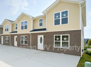 129 Christian Ct, Hurricane, WV 25526