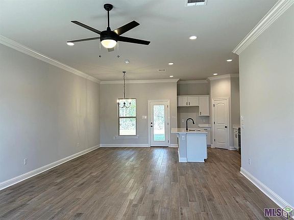 3rd image of 21265 Shadow Bend Dr