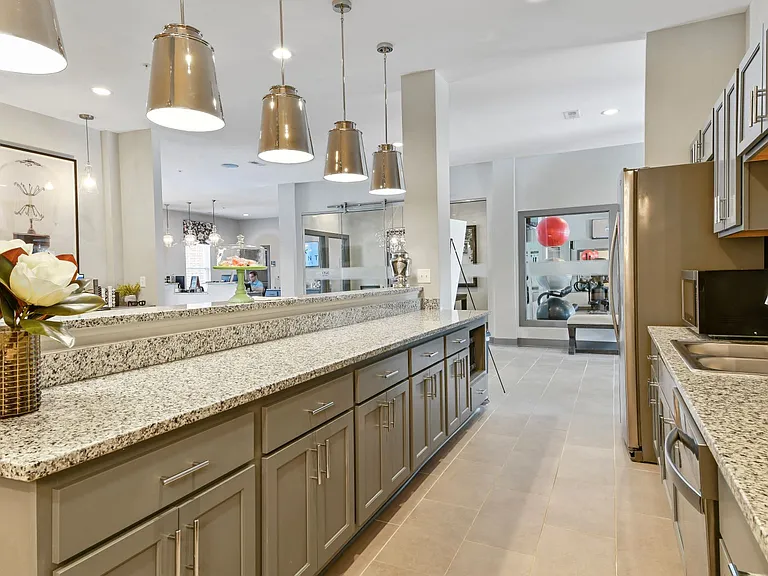 Austin Place Apartments — Photo 17