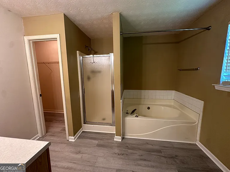 2958 Stone Creek Dr — Photo 13