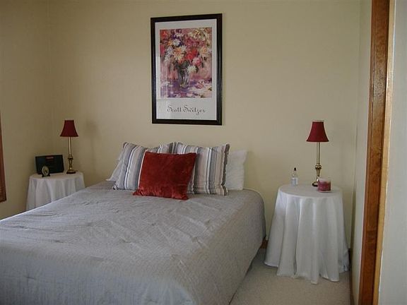 4th image of 1404 Cross Creek Ct