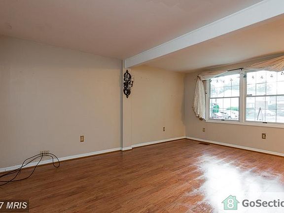 2nd image of 9 Bonton Ct