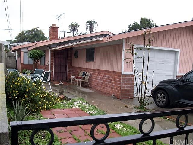 Front unit viewed from street