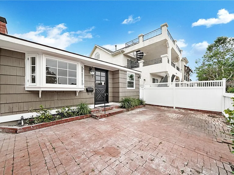 406 Jasmine Ave — Photo 4