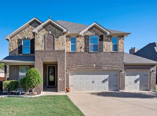 8232 Western Lakes Dr, Fort Worth, TX 76179