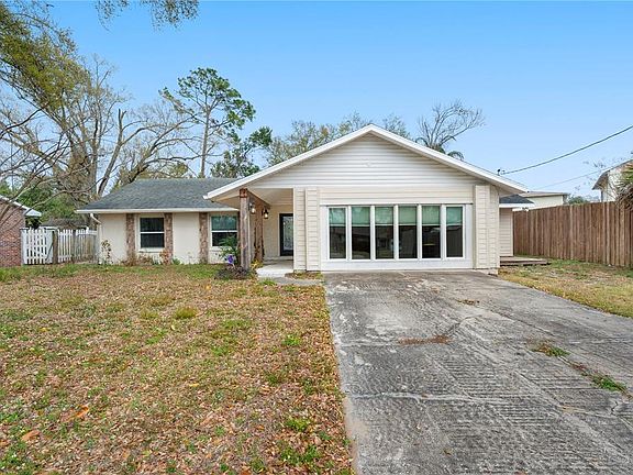 2nd image of 132 ALACHUA DRIVE
