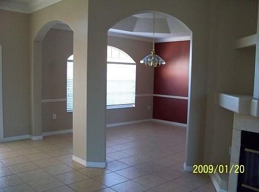 2nd image of 392 Hinsdale Dr