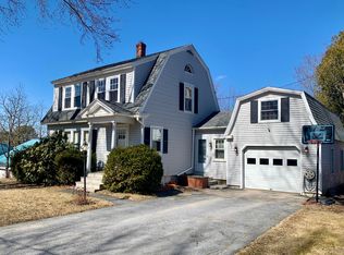 12 E Side Dr, Verona Island, ME 04416