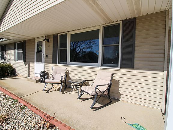 3rd image of 17064 Hawk Ct