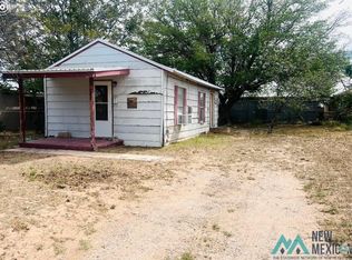 808 S 9th St, Eunice, NM 88231