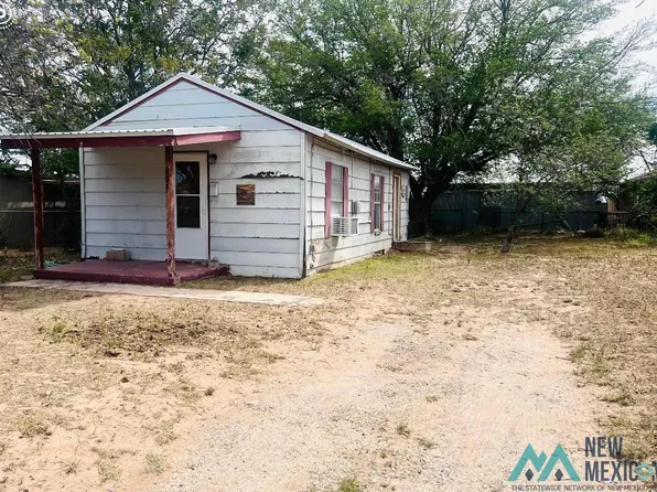 808 S 9th St, Eunice, NM 88231