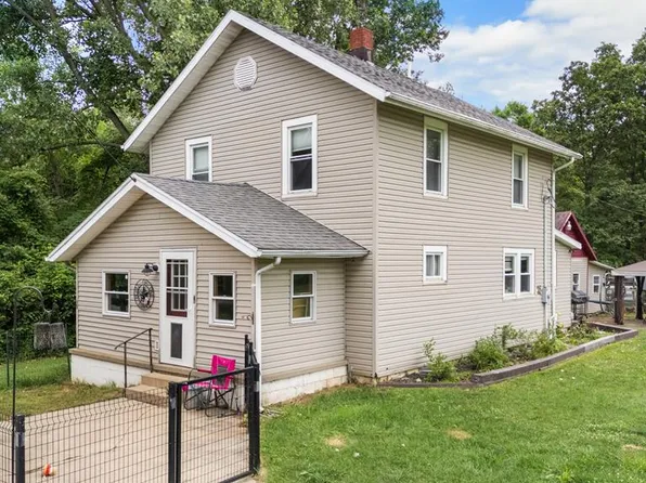 1139 Fulwell Dr, Ontario, OH 44906