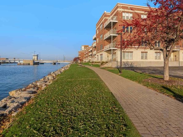 Downtown Green Bay Condos Apartments For Sale 11 Listings Zillow
