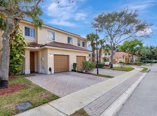 3204 NW 33rd St, Oakland Park, FL 33309
