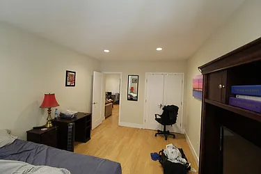 Rented by Mossanen Group