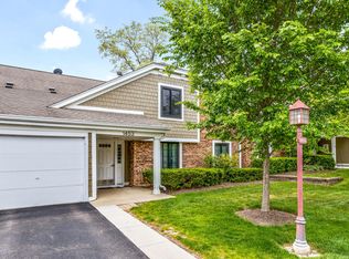 1453 Seven Pines Rd APT A1, Schaumburg, IL 60193