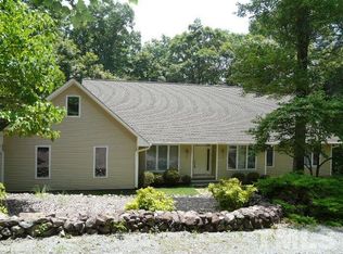 552 Old Stone House Rd, Chapel Hill, NC 27516