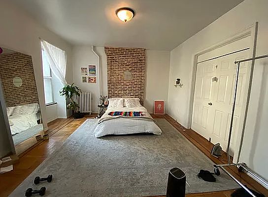 1st image of 233 E 14th St APT 5
