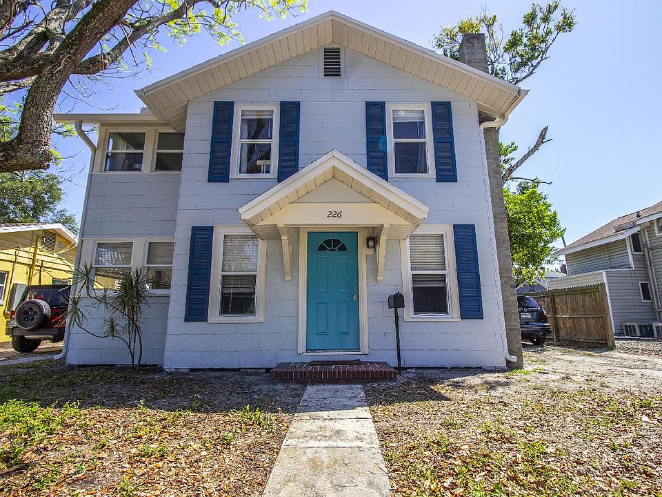 1st image of 226 22nd Ave N APT 1