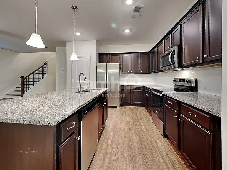 14110 Singing Creek Ln — Photo 3