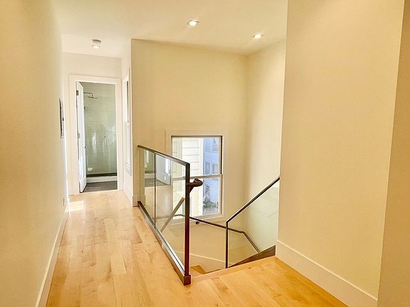 4th image of 1265 Jackson St #0