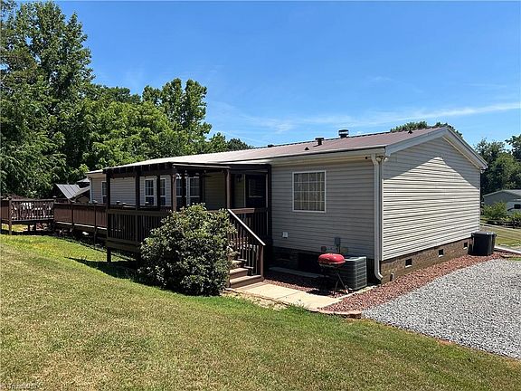 5th image of 150 Grassy Knoll Ln