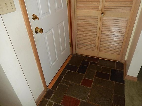 5th image of 1458 Hedgewood Pl