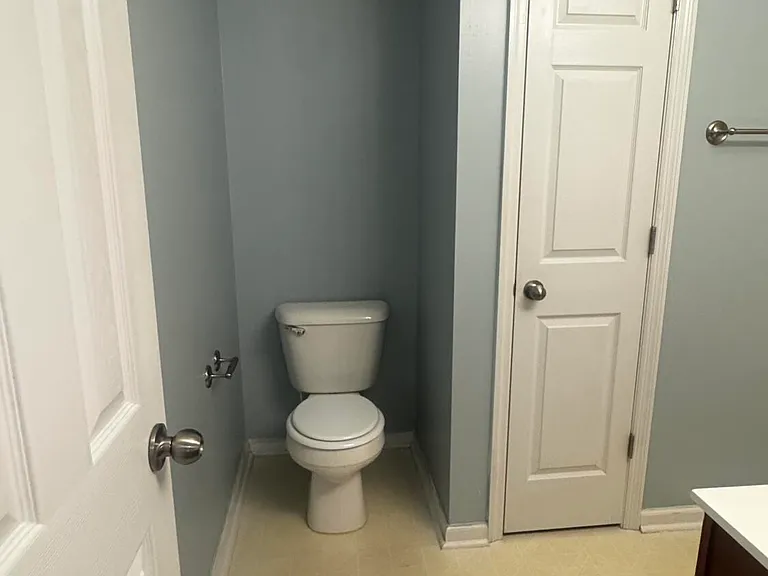 104 Republic Ct — Photo 13