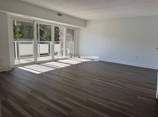 53 Hill Rd APT 401, Belmont, MA 02478