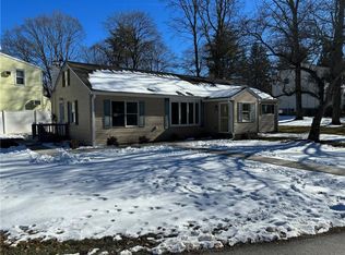 34 Harmony Cir, Poughkeepsie, NY 12603