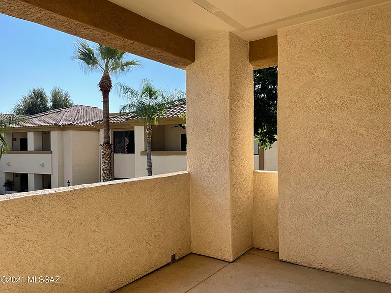 2550 E River Rd #3203 — Photo 7