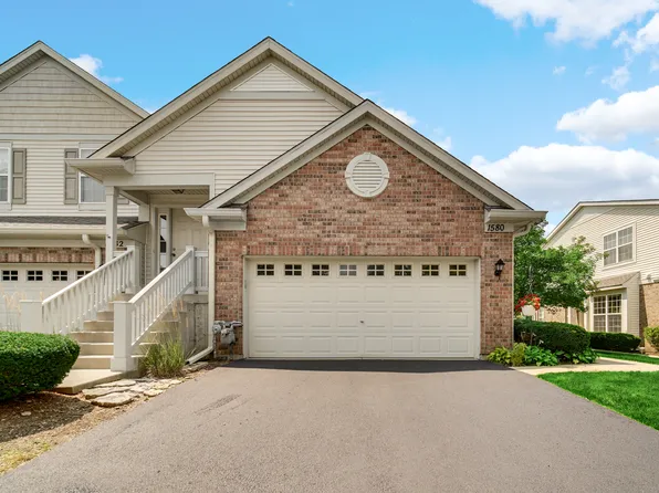 1580 Millbrook Dr, Algonquin, IL 60102