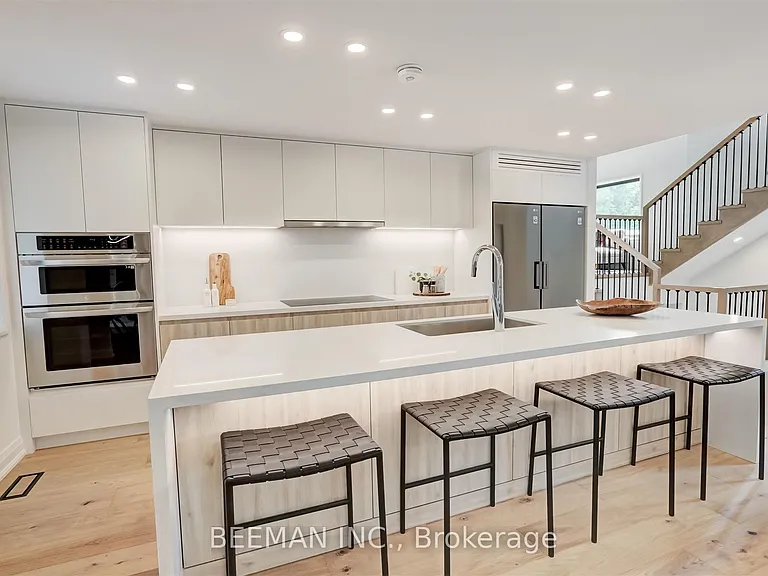 188 Wilfred Ave — Photo 2
