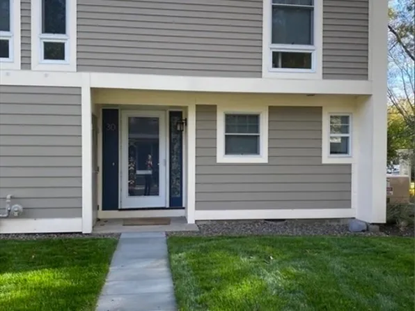 11 Oak St Unit 30, Wellesley, MA 02482