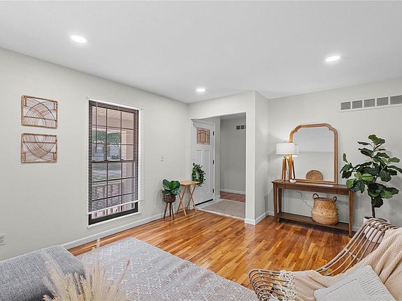 3rd image of 4403 Remus Dr