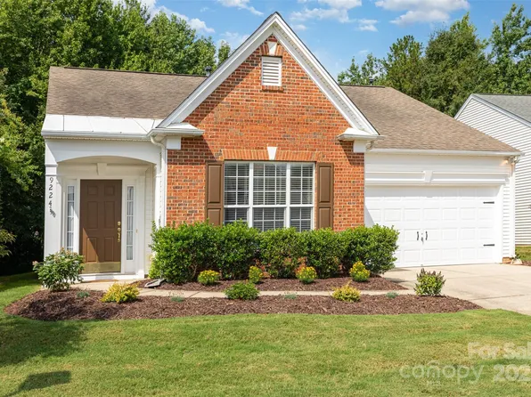 9224 Elrose Pl, Charlotte, NC 28277