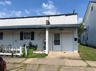 903 6th Ave, Ford City, PA 16226