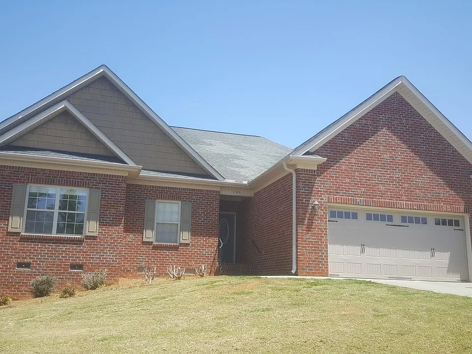 104 Saffron Way