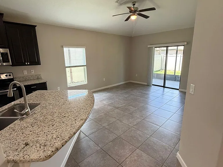 3960 Harvest Cir — Photo 5