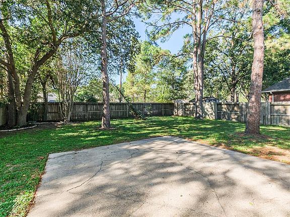 4th image of 7707 Shangrila Ln
