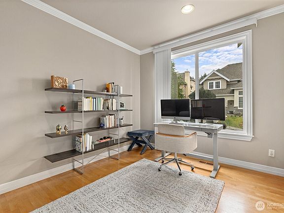3rd image of 13804 SE 76th Place